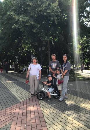 b4ad78db-3b69-4e08-9d7a-2c5aac5a4b97.jpg