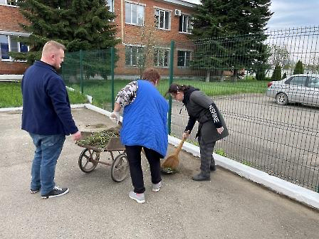 1704 субботник