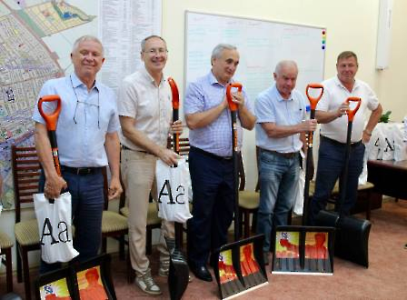 2507 лопаты