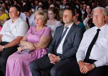 2606 выпускной