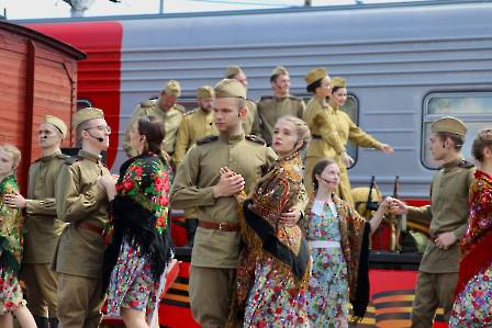 2704 поезд
