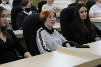 молодежь 040322
